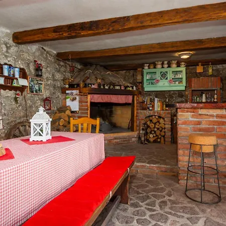 Beautiful Casa Dea With Pool In Opatija