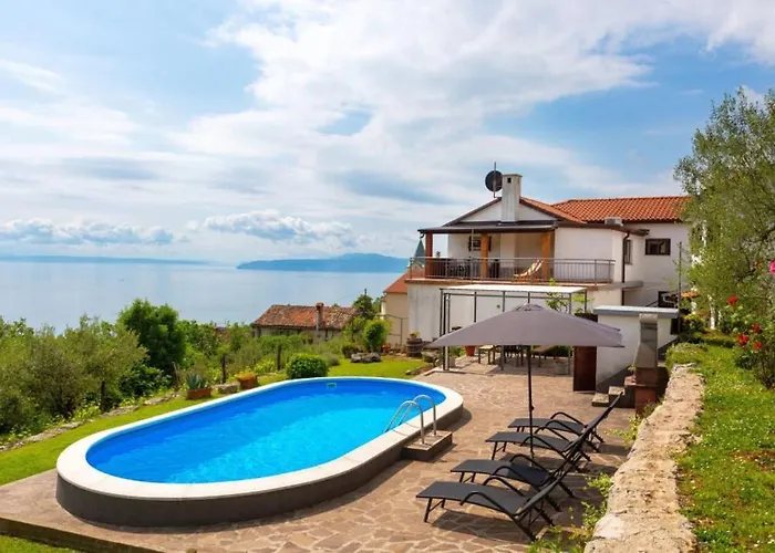 Villa Beautiful Casa Dea With Pool In Opatija Ičići